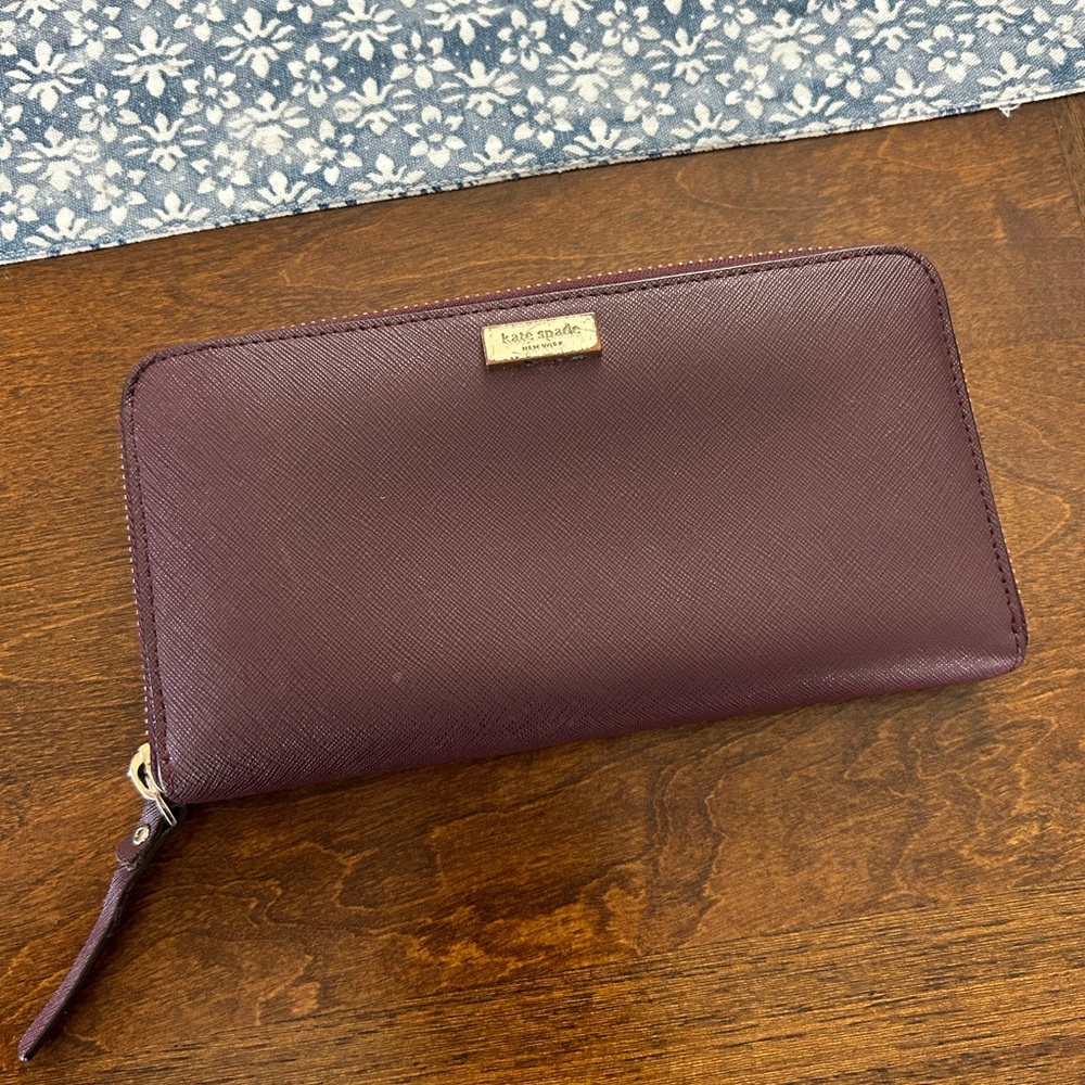 Kate Spade Wallet - Picture 2 of 7